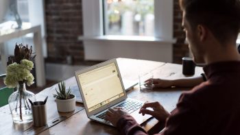 Chamba, curro e pega: como o trabalho muda de nome no espanhol informal